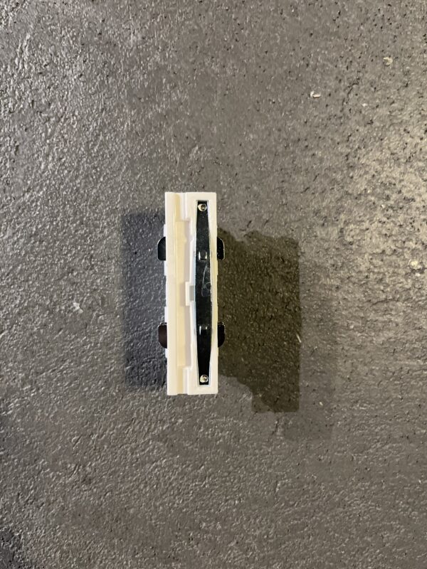 Connettore interno per binario trifase - immagine 2